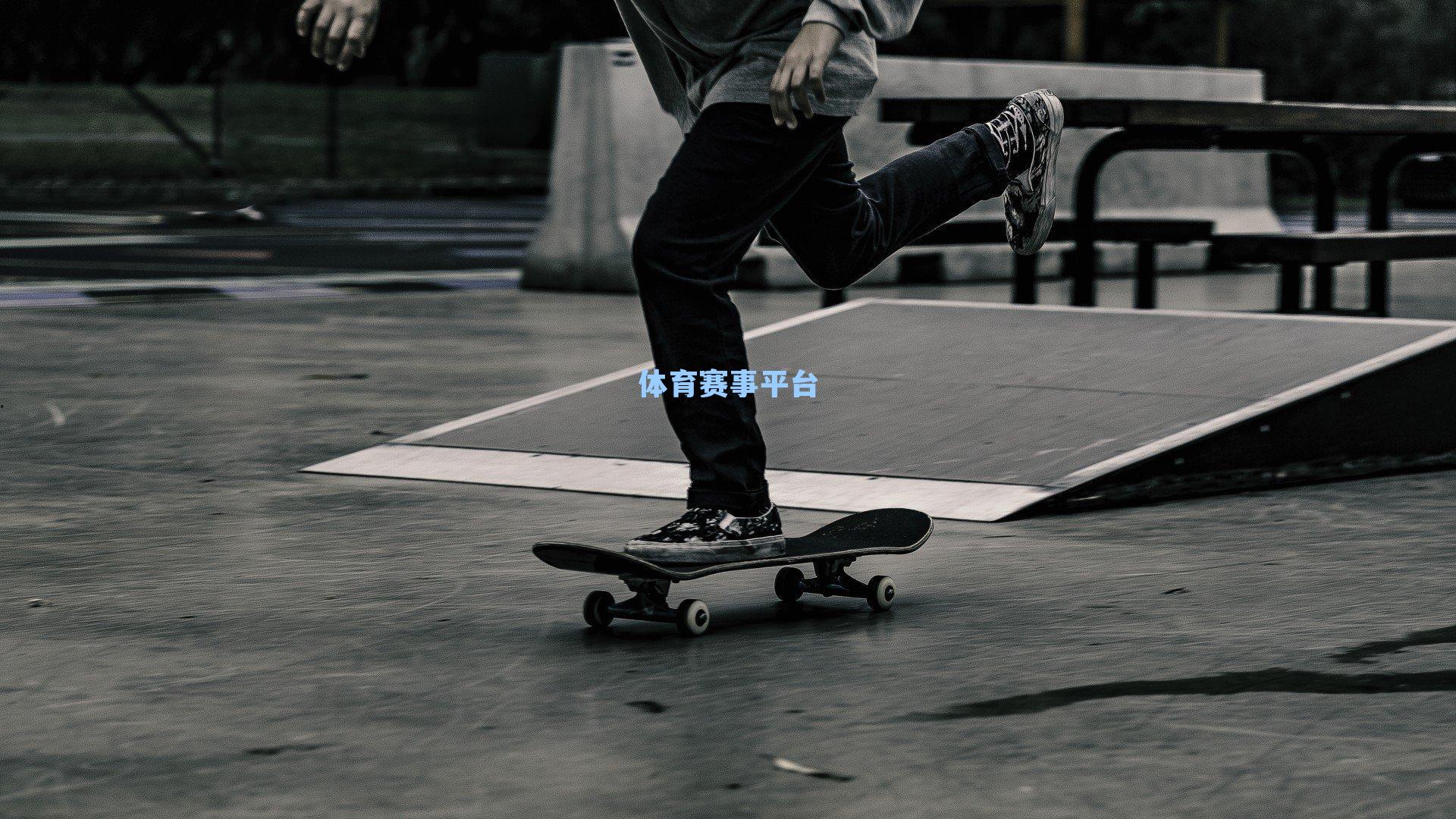 克莱·汤普森谈赛场垃圾话，竞技乐趣的一部分，但拒绝人身攻击