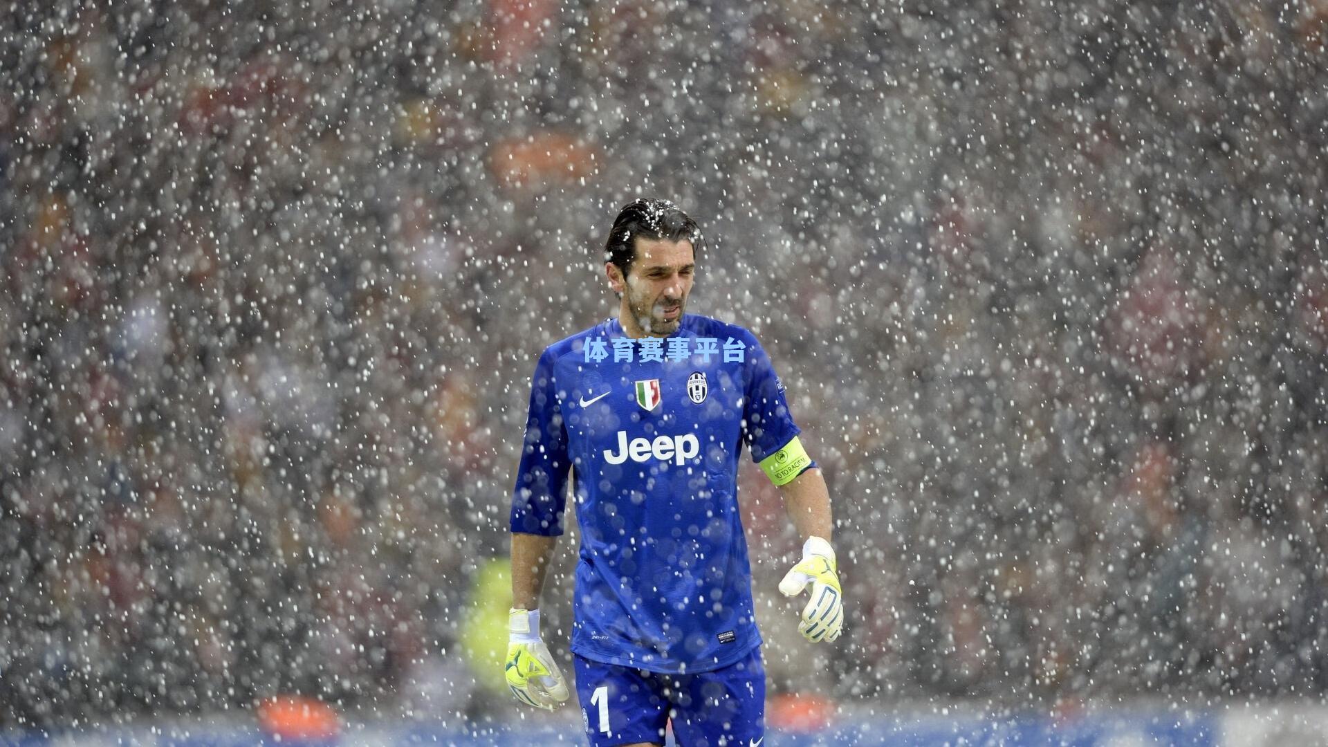 拉姆获颁联邦十字勋章 德国总统统一日前夕表彰足球传奇